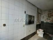 Casa comercial 330mÂ², banheiros, prÃ³ximo a Avenida...