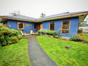 CASA COMERCIAL CALLE LA QUEBRADA, SECTOR IMPERIAL