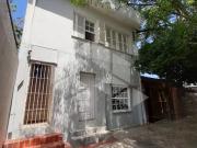Casa Comercial com 145m² para alugar por R$ 3.600