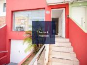 Casa comercial com 525 m², localizada na Avenida...