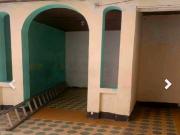 Casa Comercial con Local para Arriendo en Prado Centro