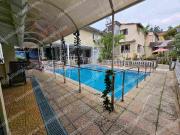 EXCLUSIVA CASA COMERCIAL!