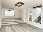 Casa comercial en Alquiler / 320 Metros / Sector... Casa comercial en Alquiler / 320 Metros / Sector...