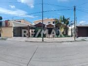 Casa Comercial en Renta