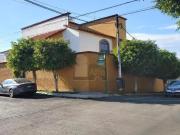 Casa Comercial en Venta en Colinas del Cimatario, en...