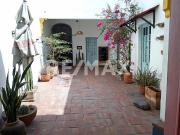 Casa Comercial en Venta en Colonia Americana 3