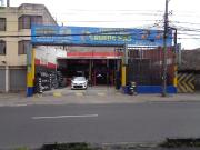 Casa comercial frente al Supermaxi de San Bartolo 281 metros