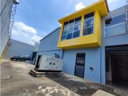 Casa comercial más terreno en Alquiler en el Viñedo MC...