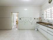 Casa comercial na Rua Paderewsky, N. 298 • 284 m²