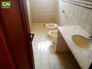 Casa comercial para aluguel, 8 quartos, 2 suÃtes, 6...