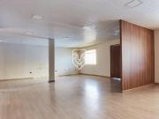 Casa Comercial para Locação, 04 Salas, Living para 03...