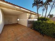 Casa comercial para venda e aluguel com 3 quartos