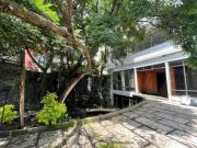 Casa como Terreno en Venta, Calle Rocío, Jardines del...