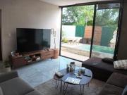 Casa completamente equipada con alberca y paneles...