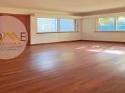 Casa con 1102 m² superficie de terreno y 5 dormitorios...