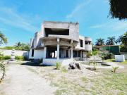 Casa con 2000 m2 superficie de terreno y 4 recámaras en...