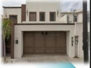 Casa con 213 m² de terreno y 4 recámaras en venta, Las...