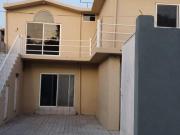 Casa con 240 m² superficie de terreno y 6 habitaciones...