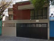 Casa con 248 m² superficie de terreno y 4 habitaciones...