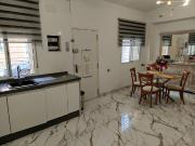 Casa con 2 habitaciones reformada y para entrar a vivir...