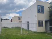 Casa con 2 recámaras y 162 m2 de terreno en venta,...