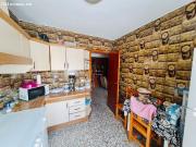 Casa con 2 viviendas independientes muy amplia en La...