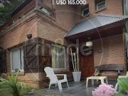 Casa con 2uf. en Costa del Este Avenida 2 entre Dalias y...