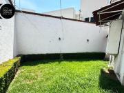 Casa con 320m2 de Terreno y Jardín en Valle de San...