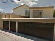 Casa con 339 m² de superficie de terreno y 5 recámaras...