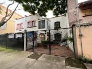 Casa con 374 m² de terreno en venta en Narvarte Poniente