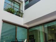 Casa con 390 m², 300 de terreno en Residencial Cumbres 5...
