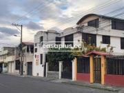 CASA CON 3 DEPARTAMENTOS EN VENTA EN LATACUNGA SECTOR NORTE