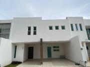 Casa con 3 Rec?maras en Punta del Este