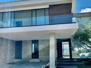 Casa con 3 recámaras en venta, Lomas de Angelópolis, La...