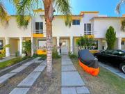 Casa con 3 recámaras y amenidades RENTA. Juriquilla Privada