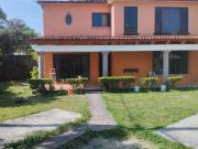 Casa con 466 m² superficie de terreno, 3 habitaciones en...