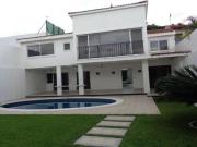 Casa con 482 m² de superficie de terreno y 3 recámaras...