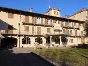 Casa con 4 appartamenti 890m² Dogliani