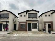 VENDO CASA EN LA URBANIZACION LOS PRADOS