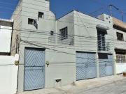 Casa con 4 habitaciones en Fraccionamiento con...