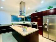 Casa con 4 habitaciones en venta Bosque Esmeralda