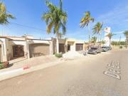 CASA CON 4 RECAMARAS, CON APLIO TERRENO EN LA COL. LA...