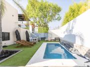 Casa con 4 recámaras y alberca propia en Venta en Villas...