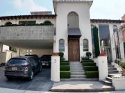 Casa con 520 m² de superficie de terreno y 3 recámaras...