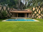 Casa con 5 recámaras en venta en Vista Hermosa, Cuernavaca