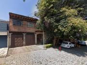 ¡Casa con 652 m² superficie de terreno y 4 recámaras en...