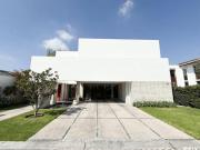 Casa con 700 m² de terreno y 4 recámaras en venta, El...