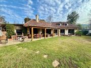 CASA CON 809 M2 DE TERRENO EN SAN CARLOS DE APOQUINDO