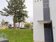 Casa con 90 m² superficie de terreno, 3 recámaras en...