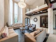 Casa con acabados de lujo alberca en Portal del Norte...